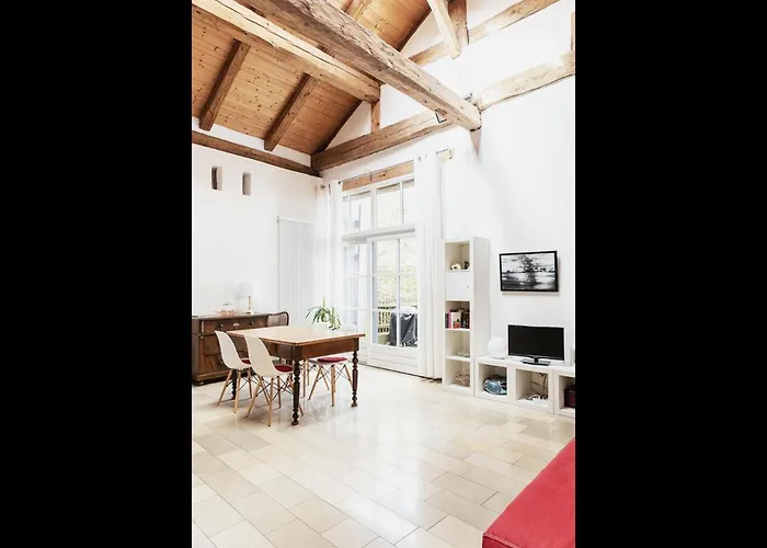 아파트 Neu! Beim Kirchschuster